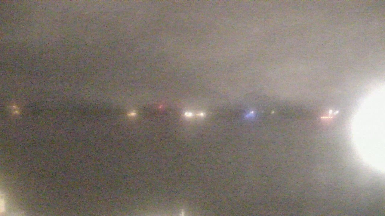 Thumbnail for current weather camera view from SBPG Port Ship Service Arabi in Arabi, Louisiana