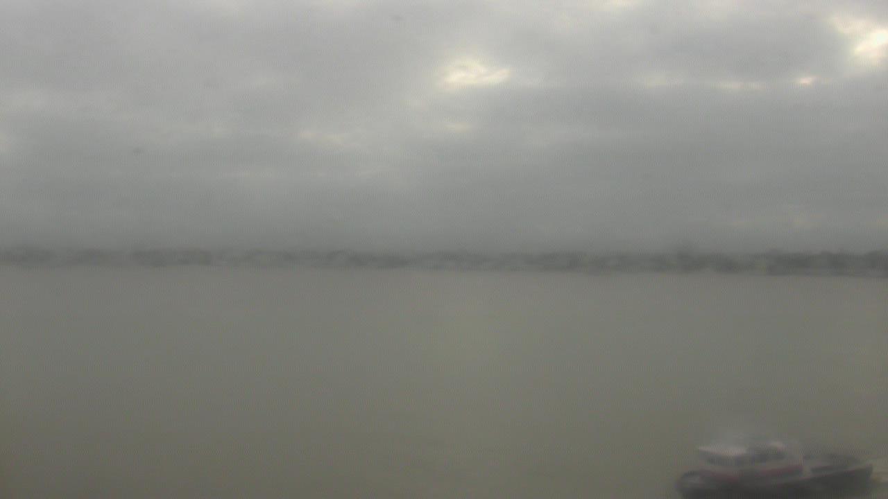 Thumbnail for current weather camera view from SBPG Port Ship Service Arabi in Arabi, Louisiana