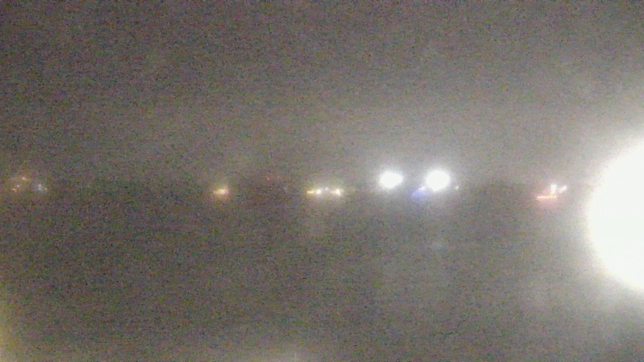 Thumbnail for current weather camera view from SBPG Port Ship Service Arabi in Arabi, Louisiana