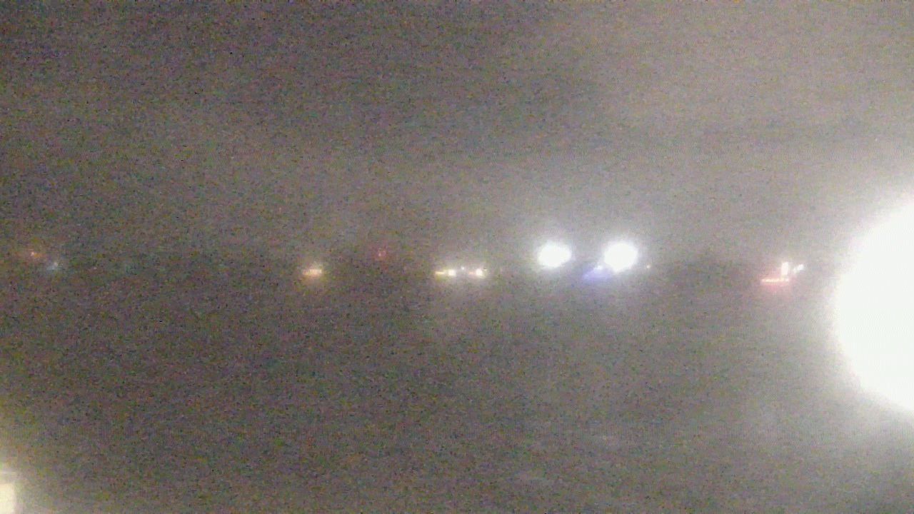 Thumbnail for current weather camera view from SBPG Port Ship Service Arabi in Arabi, Louisiana