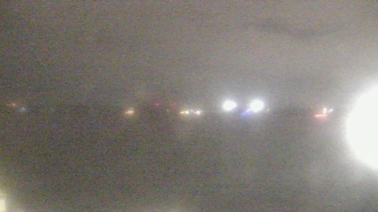 Thumbnail for current weather camera view from SBPG Port Ship Service Arabi in Arabi, Louisiana