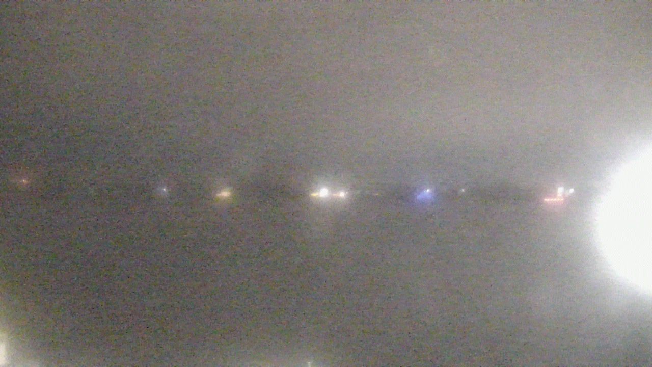 Thumbnail for current weather camera view from SBPG Port Ship Service Arabi in Arabi, Louisiana