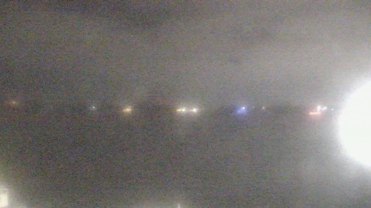 Thumbnail for current weather camera view from SBPG Port Ship Service Arabi in Arabi, Louisiana