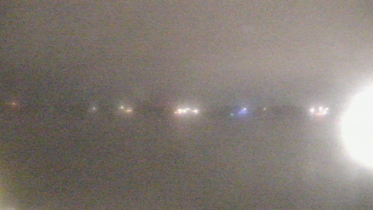 Thumbnail for current weather camera view from SBPG Port Ship Service Arabi in Arabi, Louisiana