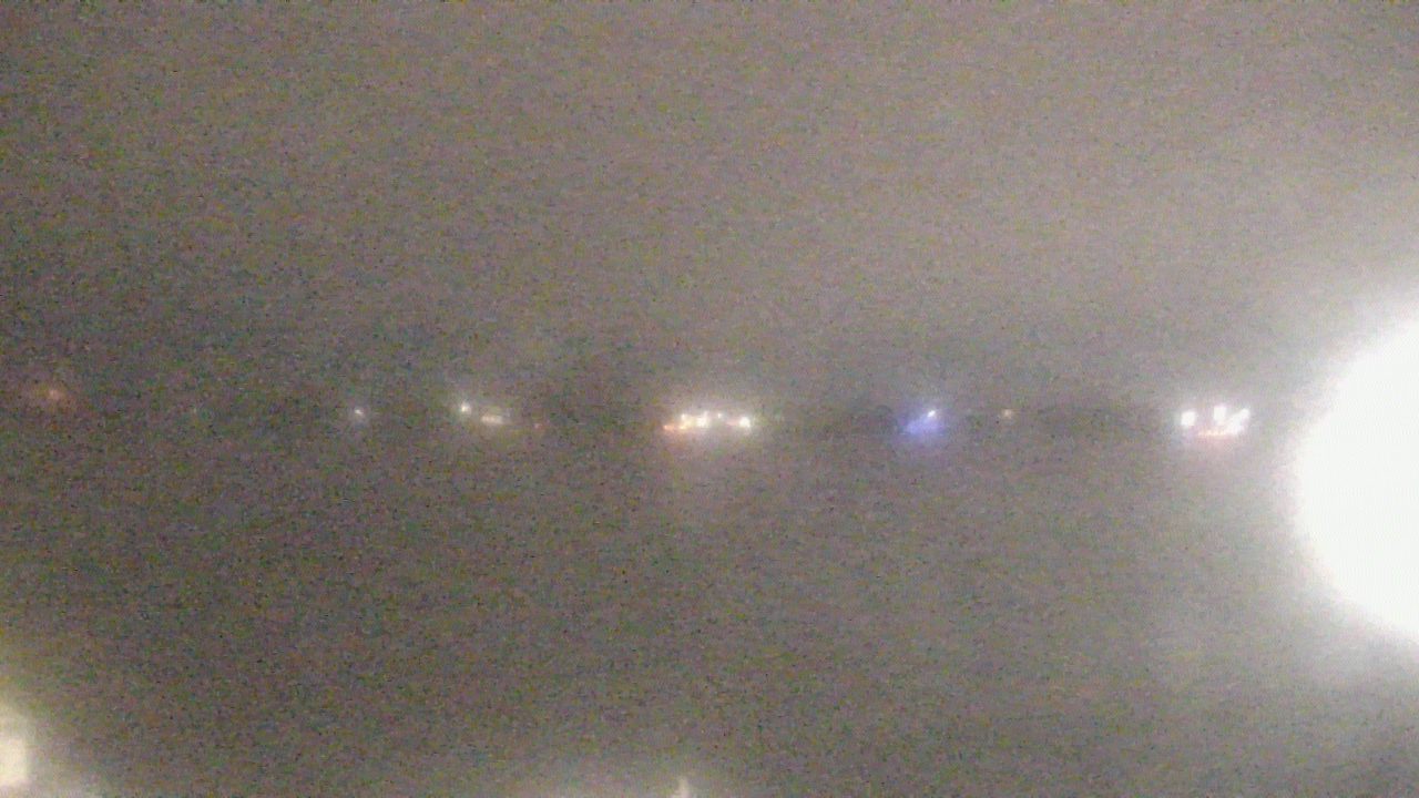 Thumbnail for current weather camera view from SBPG Port Ship Service Arabi in Arabi, Louisiana