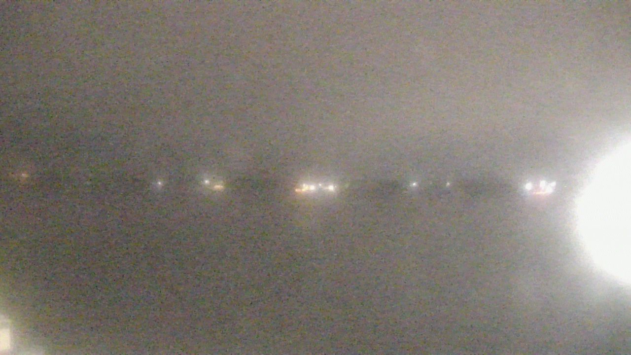 Thumbnail for current weather camera view from SBPG Port Ship Service Arabi in Arabi, Louisiana