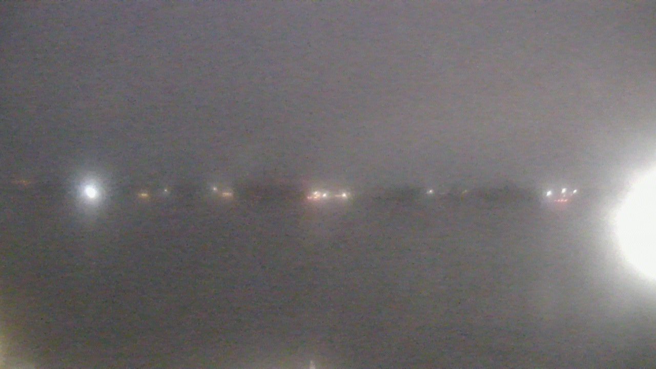 Thumbnail for current weather camera view from SBPG Port Ship Service Arabi in Arabi, Louisiana