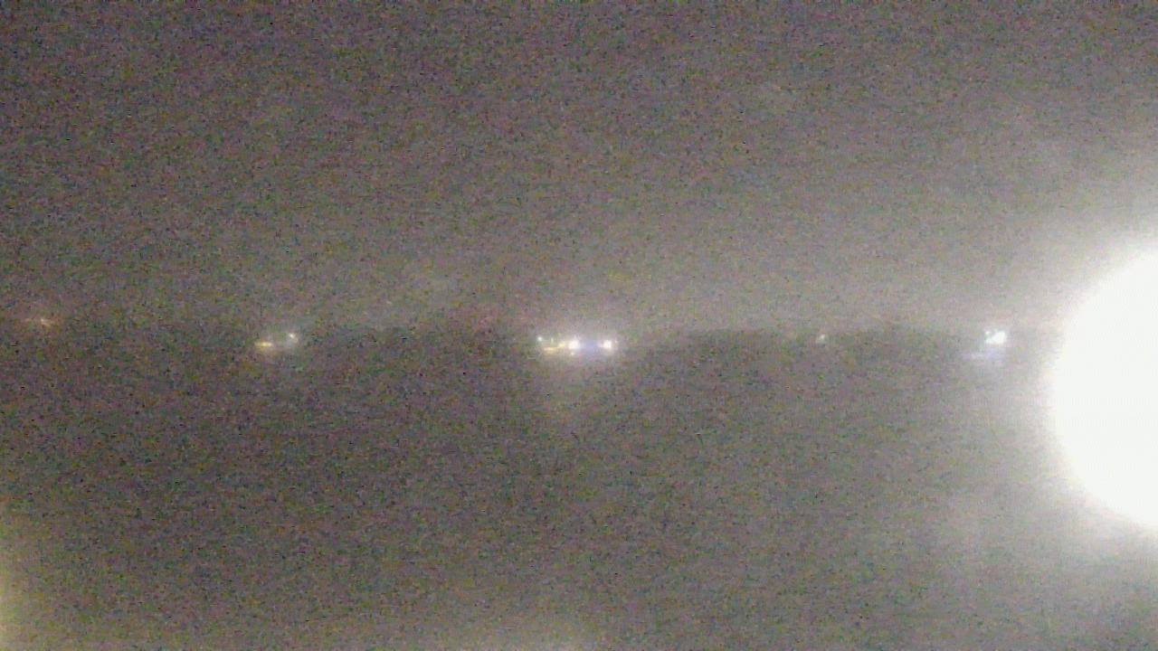 Thumbnail for current weather camera view from SBPG Port Ship Service Arabi in Arabi, Louisiana