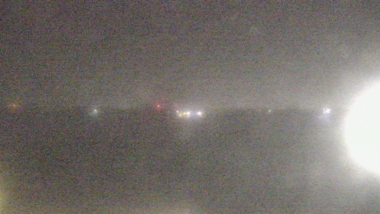 Thumbnail for current weather camera view from SBPG Port Ship Service Arabi in Arabi, Louisiana