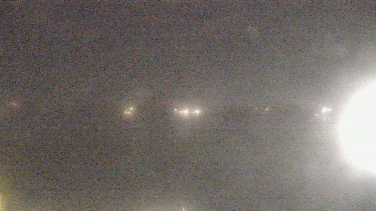 Thumbnail for current weather camera view from SBPG Port Ship Service Arabi in Arabi, Louisiana