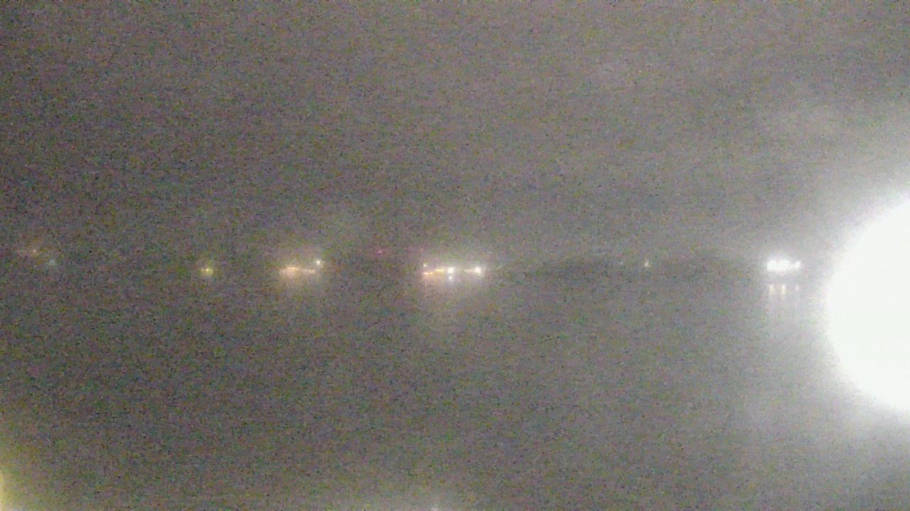 Thumbnail for current weather camera view from SBPG Port Ship Service Arabi in Arabi, Louisiana