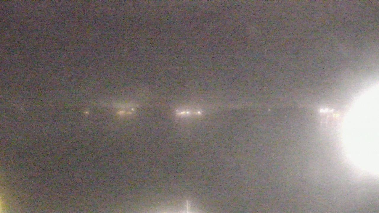 Thumbnail for current weather camera view from SBPG Port Ship Service Arabi in Arabi, Louisiana