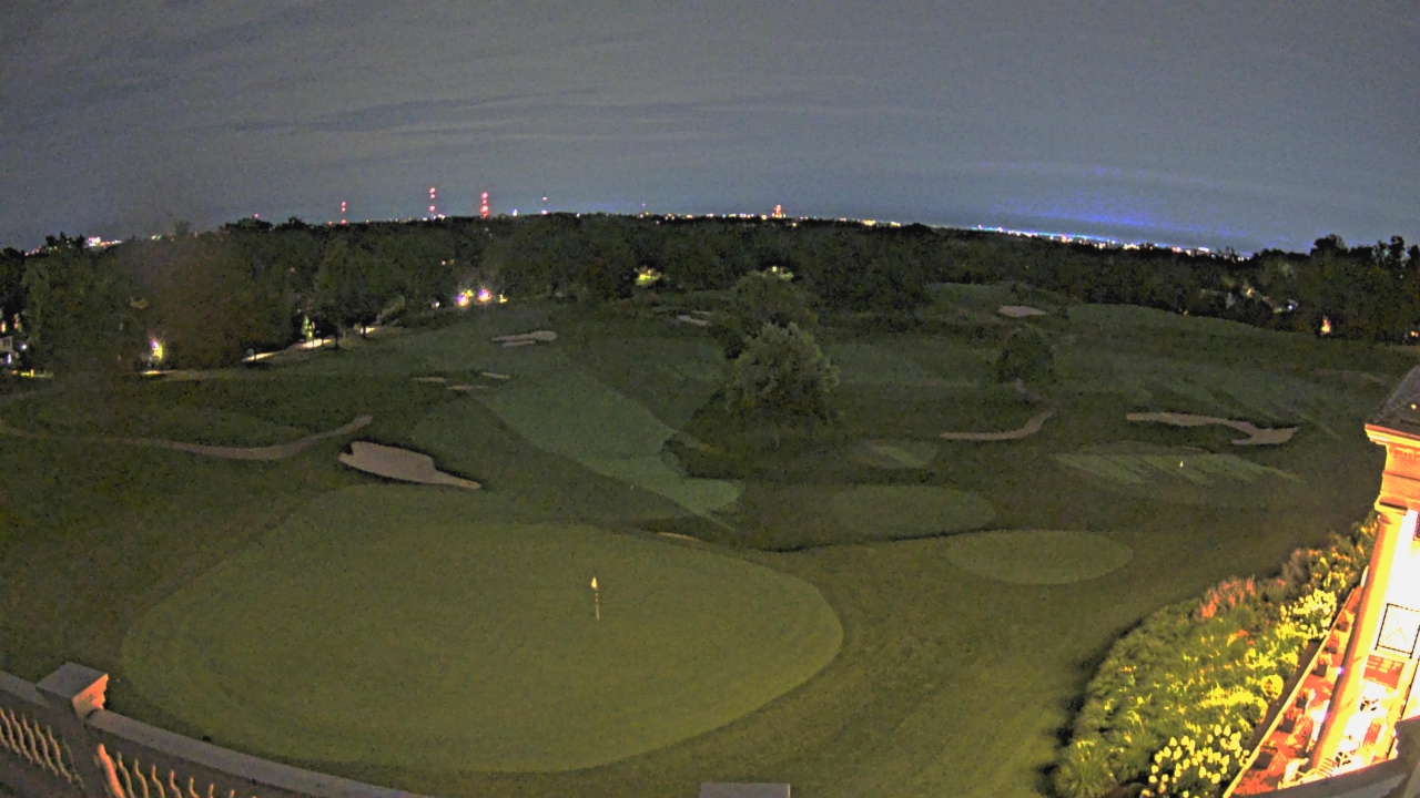 Thumbnail for current weather camera view from Washington Golf and Country Club in Arlington, Virginia