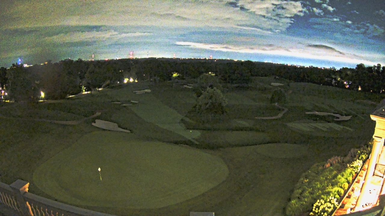 Thumbnail for current weather camera view from Washington Golf and Country Club in Arlington, Virginia
