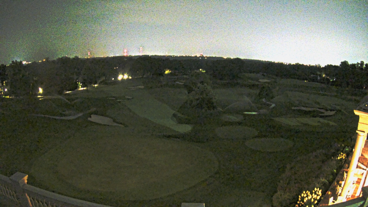 Thumbnail for current weather camera view from Washington Golf and Country Club in Arlington, Virginia