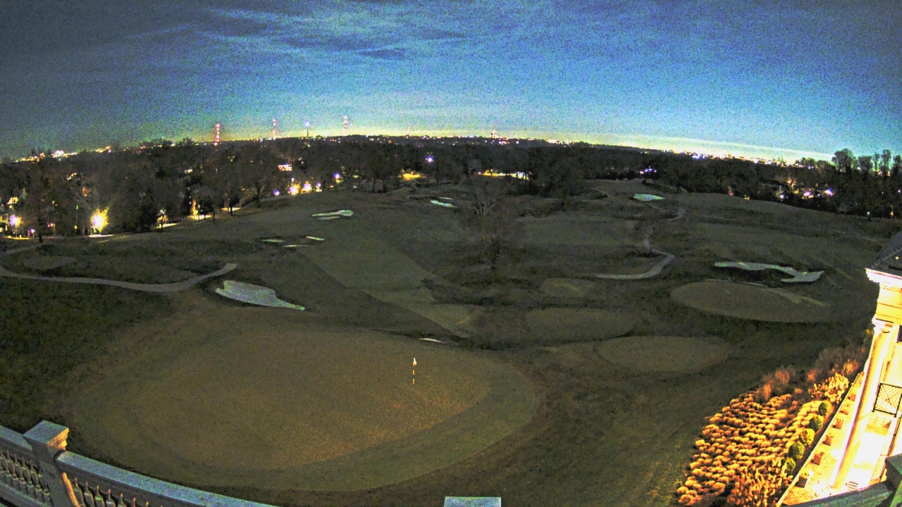 Thumbnail for current weather camera view from Washington Golf and Country Club in Arlington, Virginia