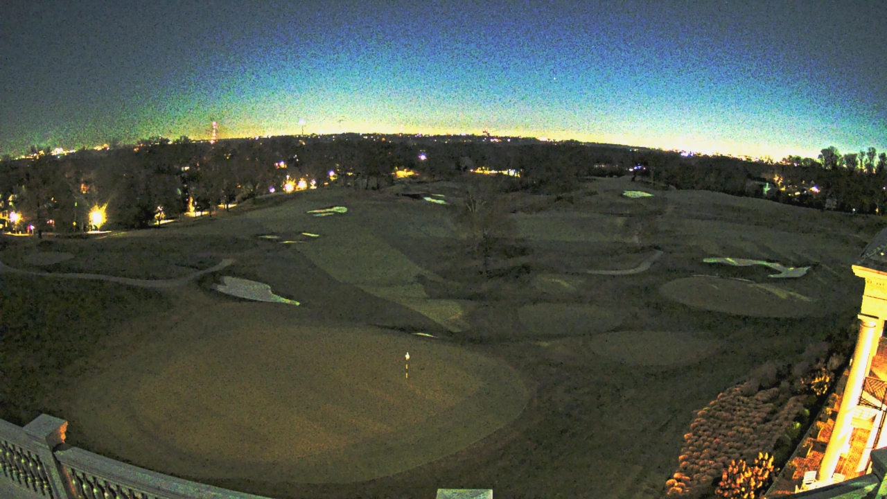 Thumbnail for current weather camera view from Washington Golf and Country Club in Arlington, Virginia