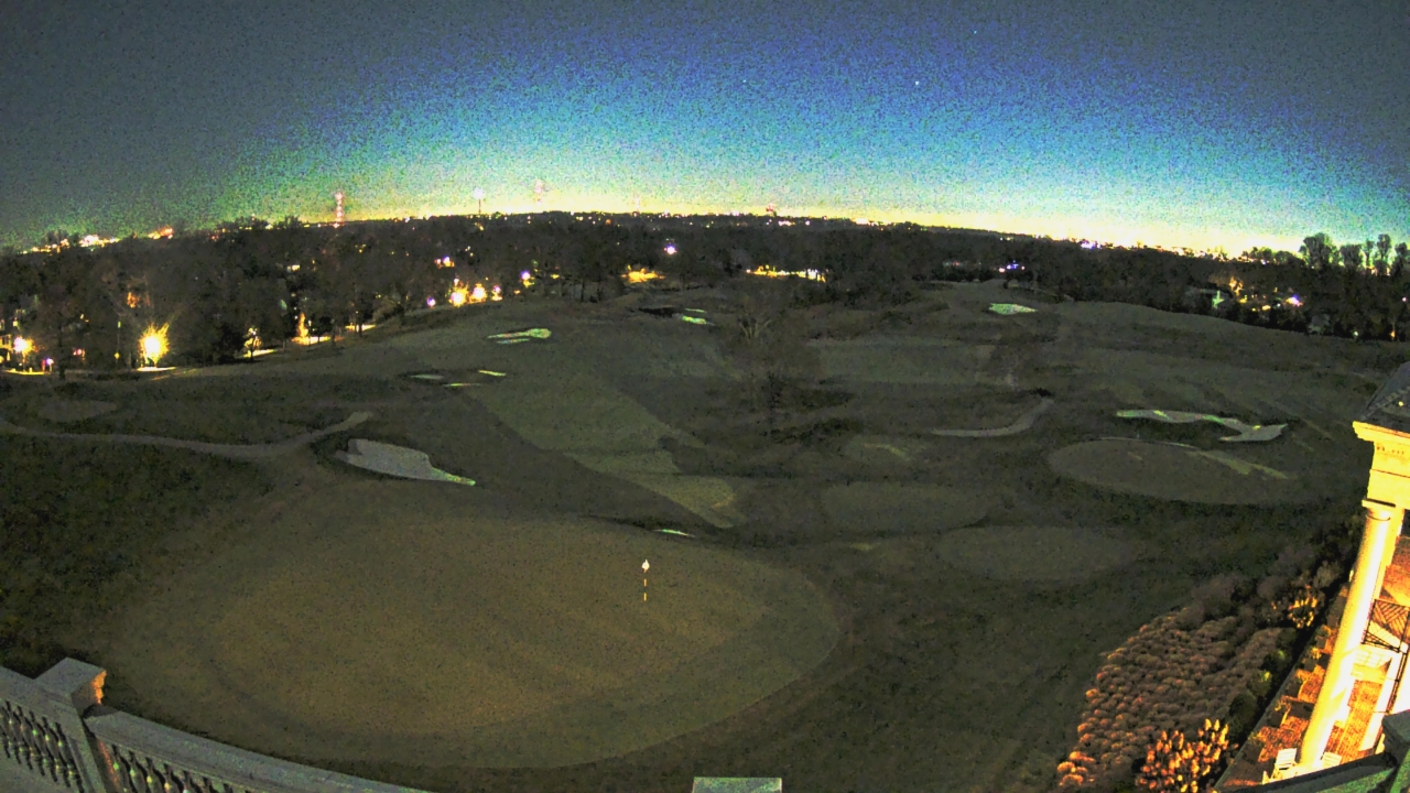 Thumbnail for current weather camera view from Washington Golf and Country Club in Arlington, Virginia