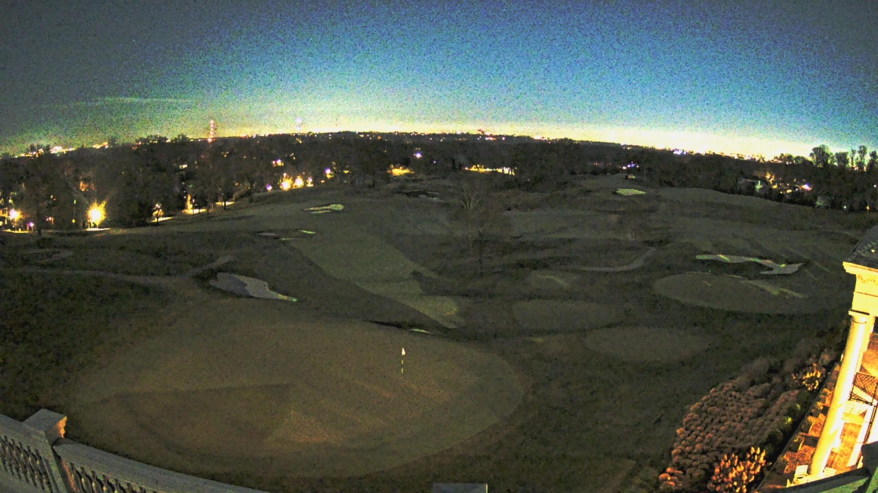 Thumbnail for current weather camera view from Washington Golf and Country Club in Arlington, Virginia