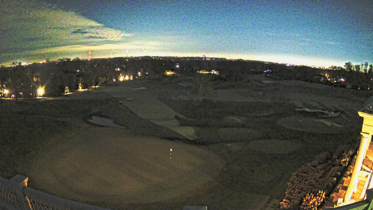 Thumbnail for current weather camera view from Washington Golf and Country Club in Arlington, Virginia