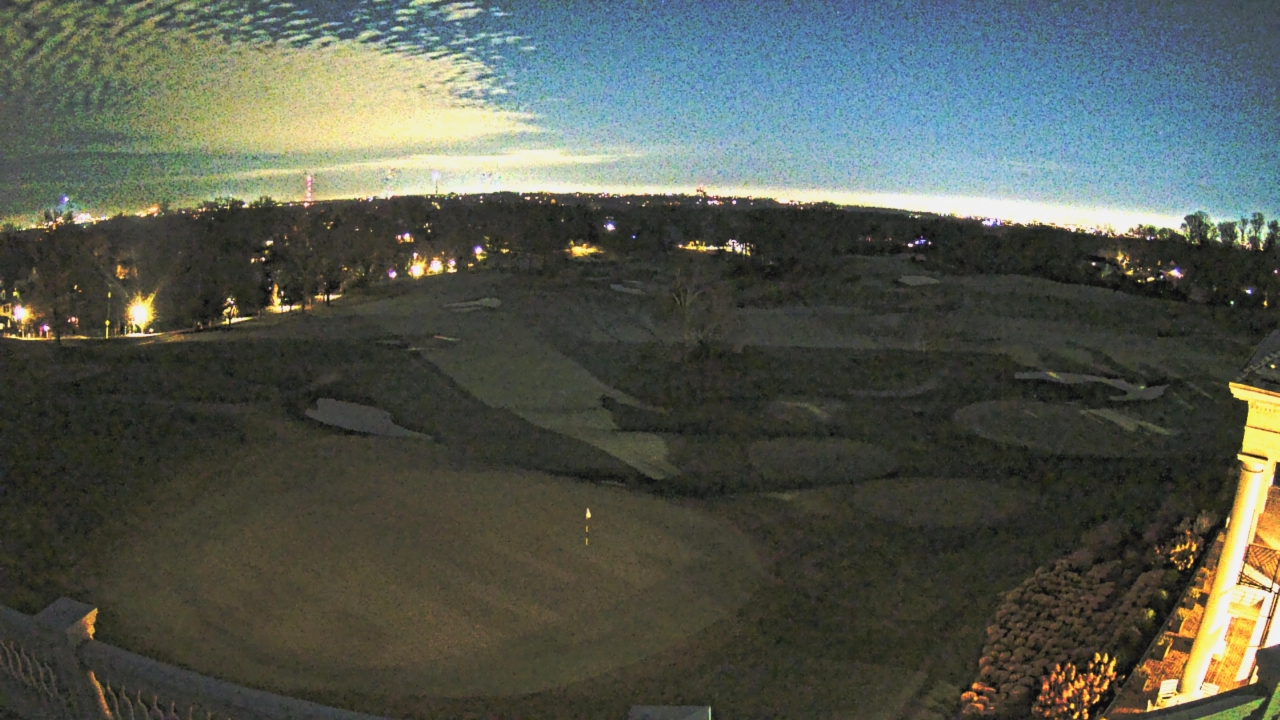Thumbnail for current weather camera view from Washington Golf and Country Club in Arlington, Virginia