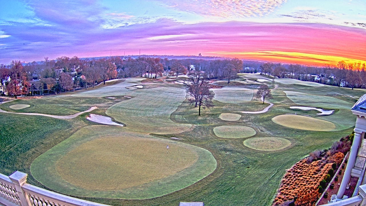 Thumbnail for current weather camera view from Washington Golf and Country Club in Arlington, Virginia