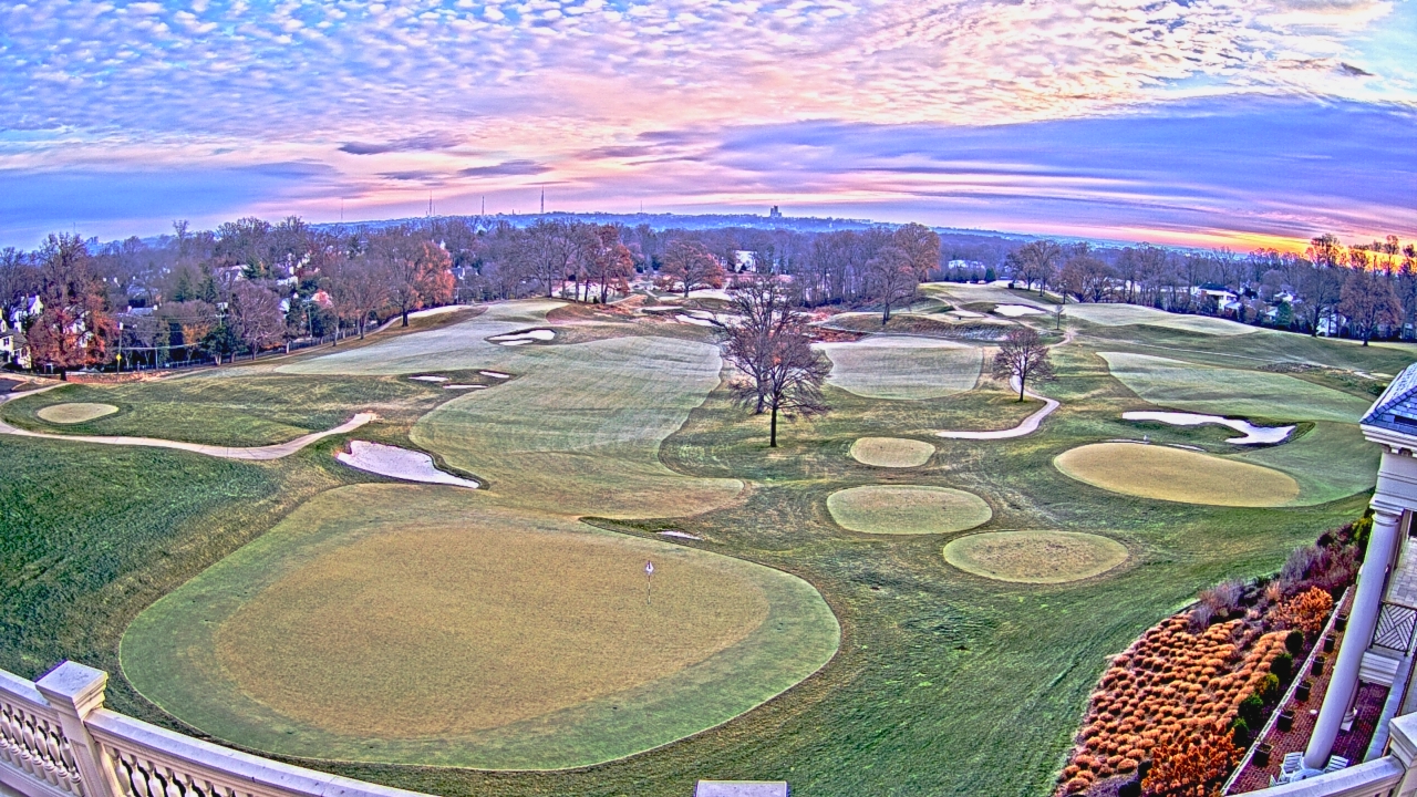 Thumbnail for current weather camera view from Washington Golf and Country Club in Arlington, Virginia