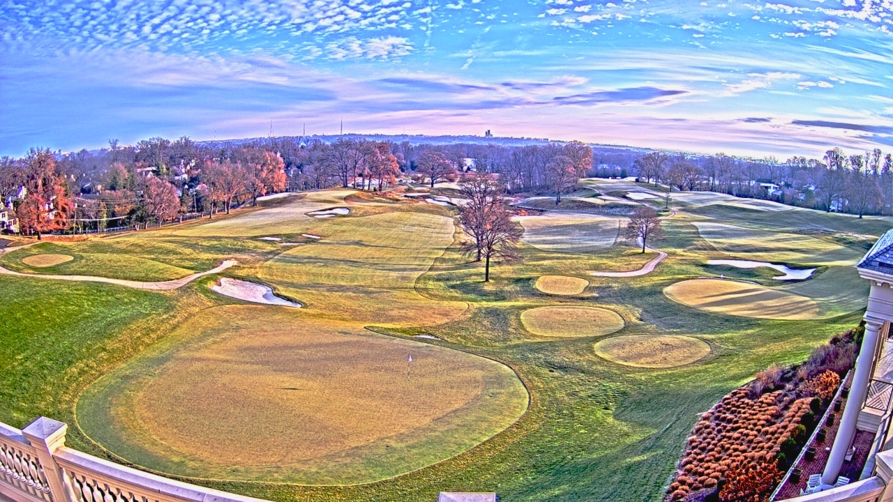 Thumbnail for current weather camera view from Washington Golf and Country Club in Arlington, Virginia
