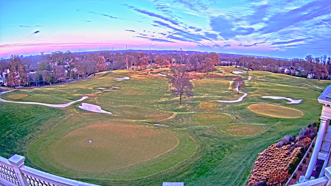Thumbnail for current weather camera view from Washington Golf and Country Club in Arlington, Virginia