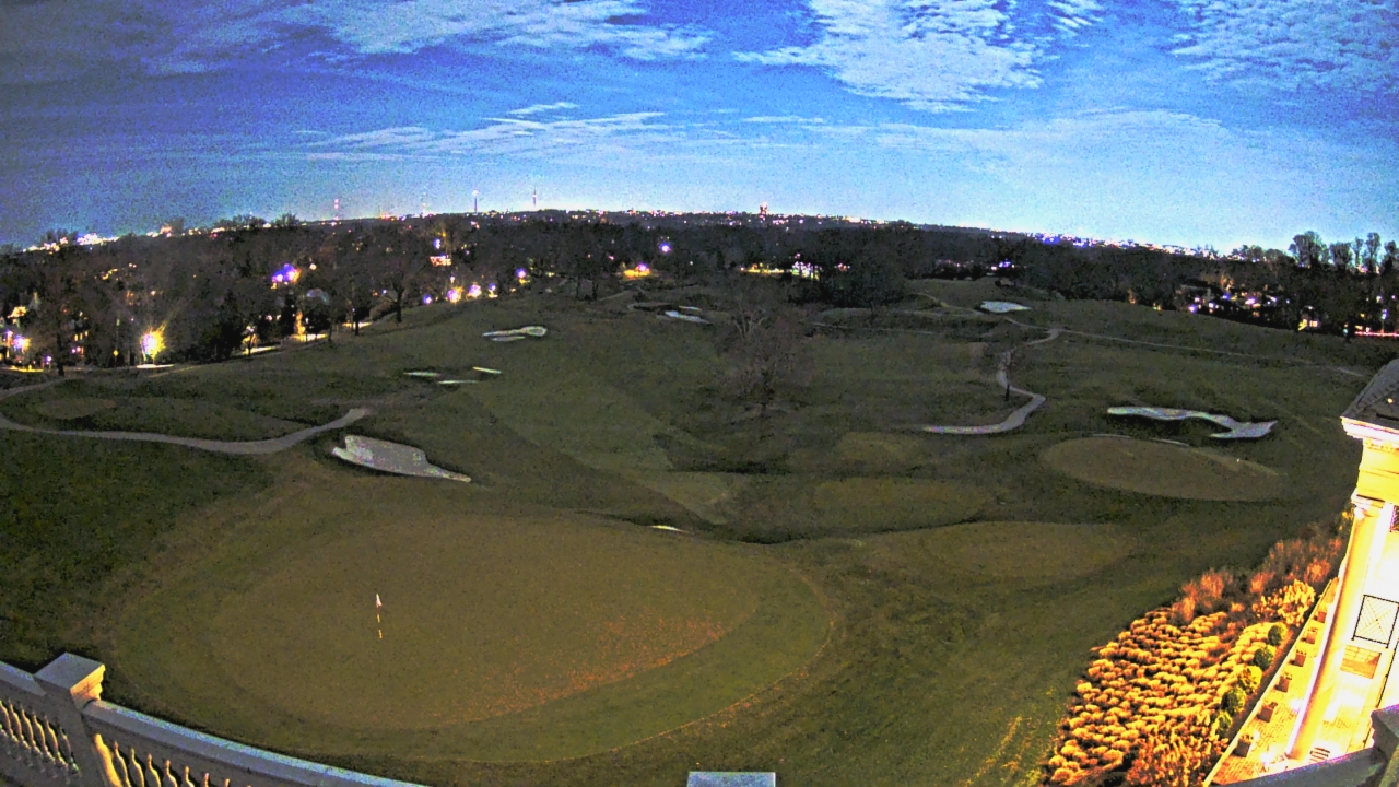 Thumbnail for current weather camera view from Washington Golf and Country Club in Arlington, Virginia
