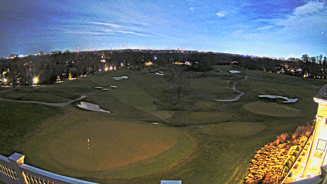 Thumbnail for current weather camera view from Washington Golf and Country Club in Arlington, Virginia