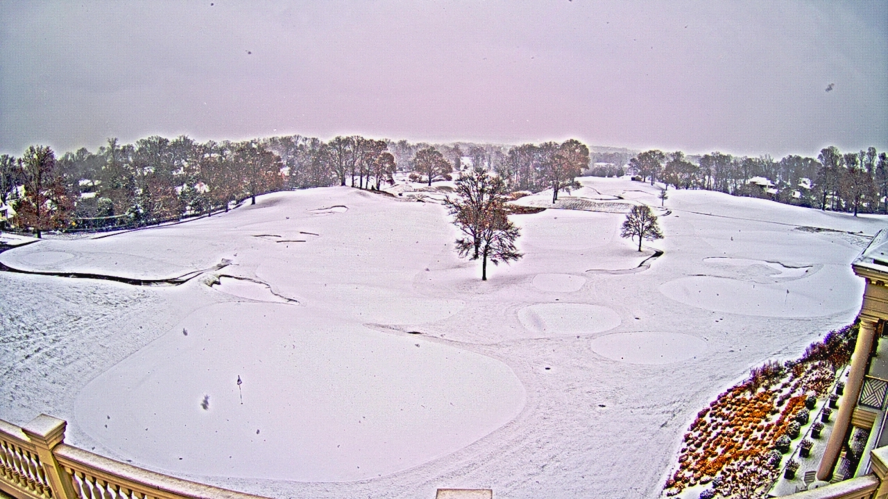 Thumbnail for current weather camera view from Washington Golf and Country Club in Arlington, Virginia