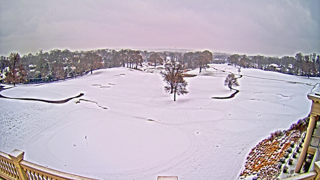 Thumbnail for current weather camera view from Washington Golf and Country Club in Arlington, Virginia