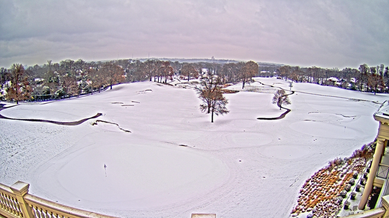 Thumbnail for current weather camera view from Washington Golf and Country Club in Arlington, Virginia