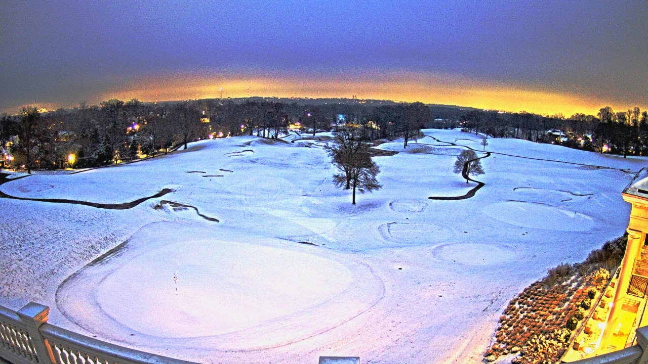 Thumbnail for current weather camera view from Washington Golf and Country Club in Arlington, Virginia