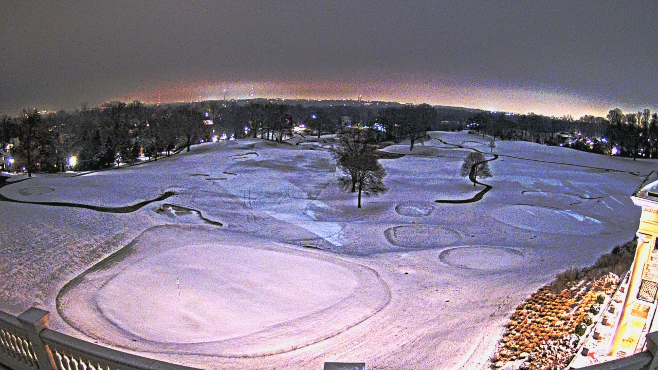 Thumbnail for current weather camera view from Washington Golf and Country Club in Arlington, Virginia