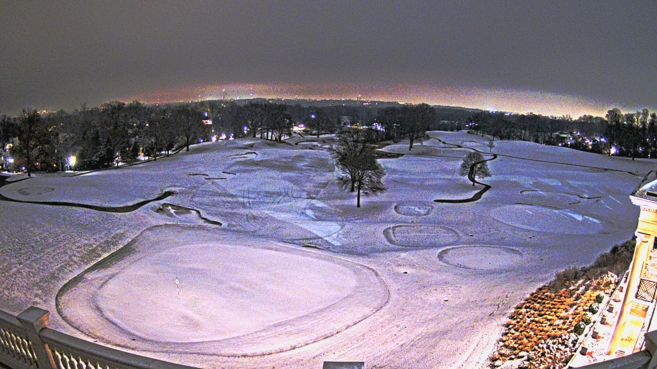 Thumbnail for current weather camera view from Washington Golf and Country Club in Arlington, Virginia