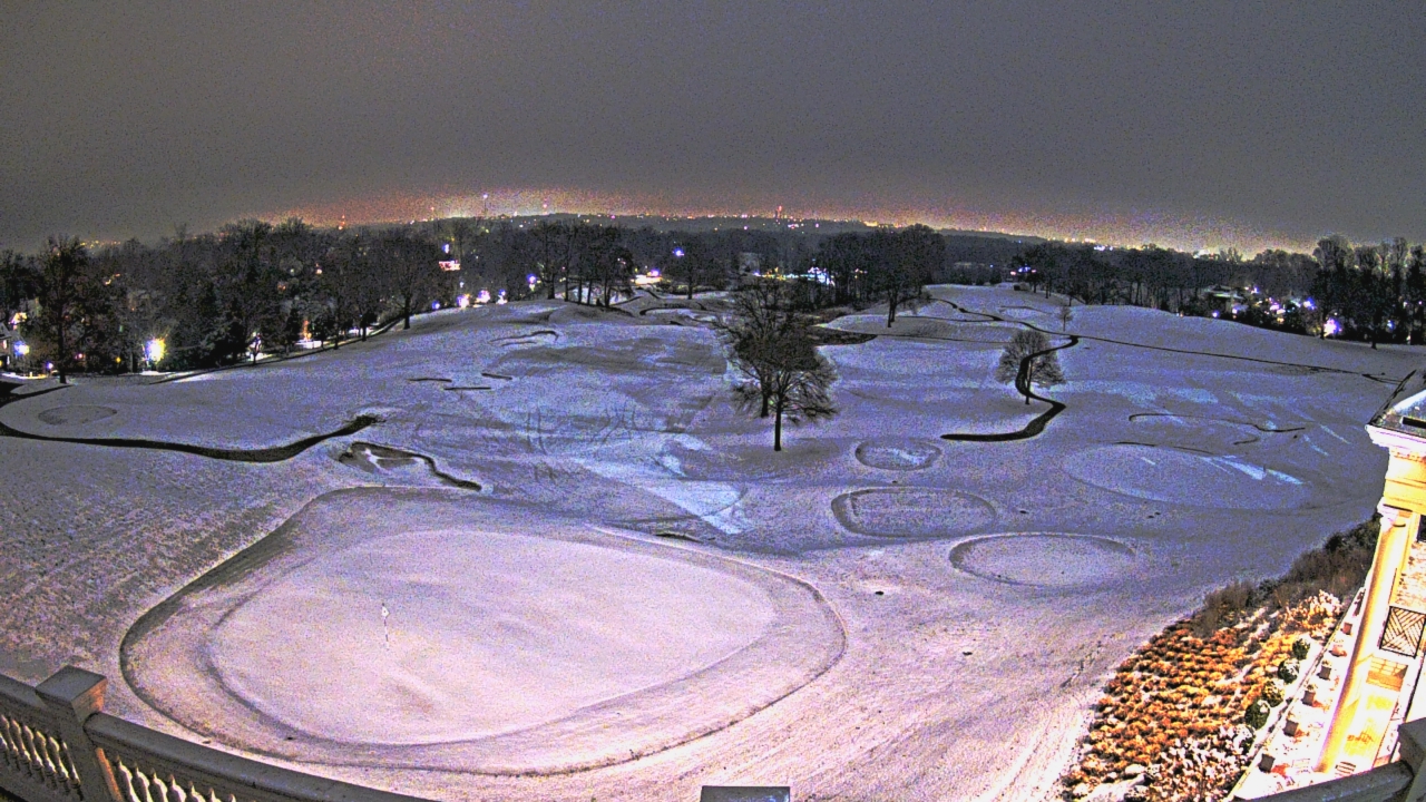 Thumbnail for current weather camera view from Washington Golf and Country Club in Arlington, Virginia