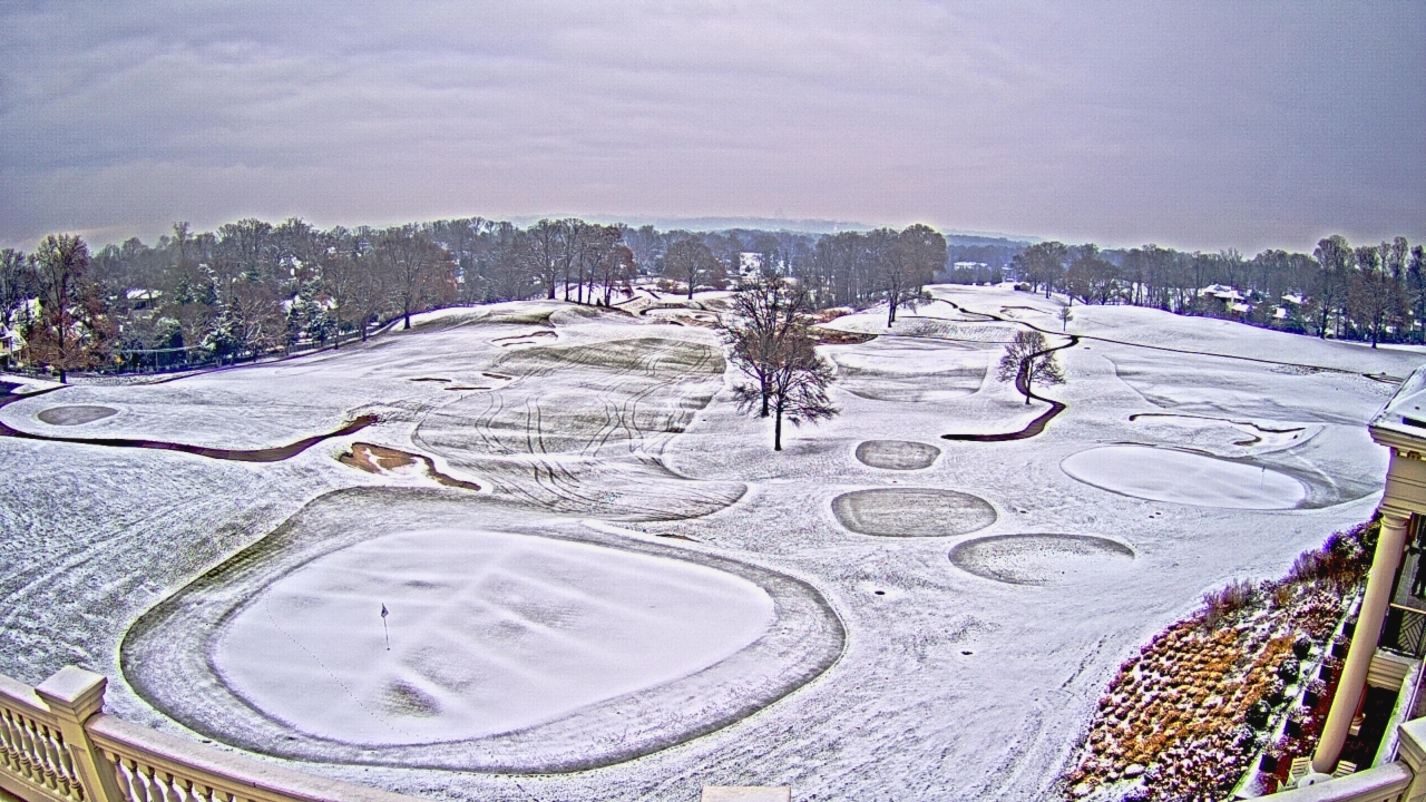 Thumbnail for current weather camera view from Washington Golf and Country Club in Arlington, Virginia