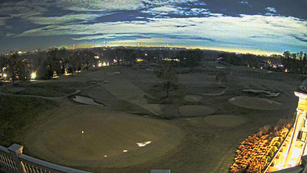 Thumbnail for current weather camera view from Washington Golf and Country Club in Arlington, Virginia