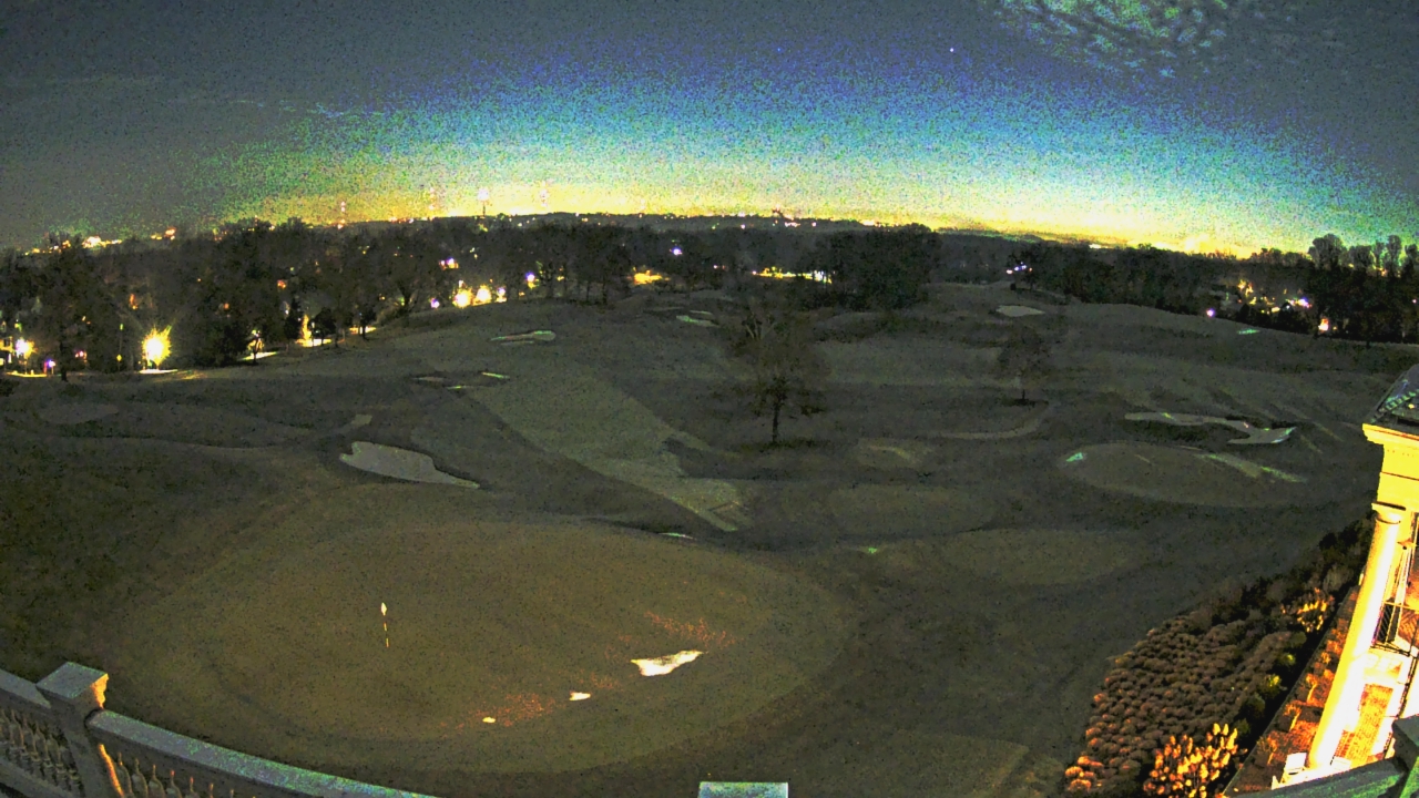 Thumbnail for current weather camera view from Washington Golf and Country Club in Arlington, Virginia