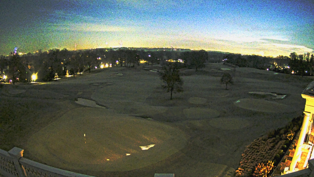 Thumbnail for current weather camera view from Washington Golf and Country Club in Arlington, Virginia