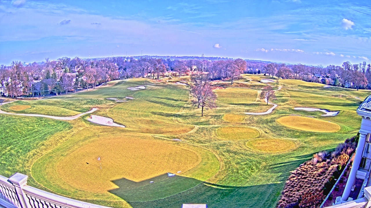 Thumbnail for current weather camera view from Washington Golf and Country Club in Arlington, Virginia