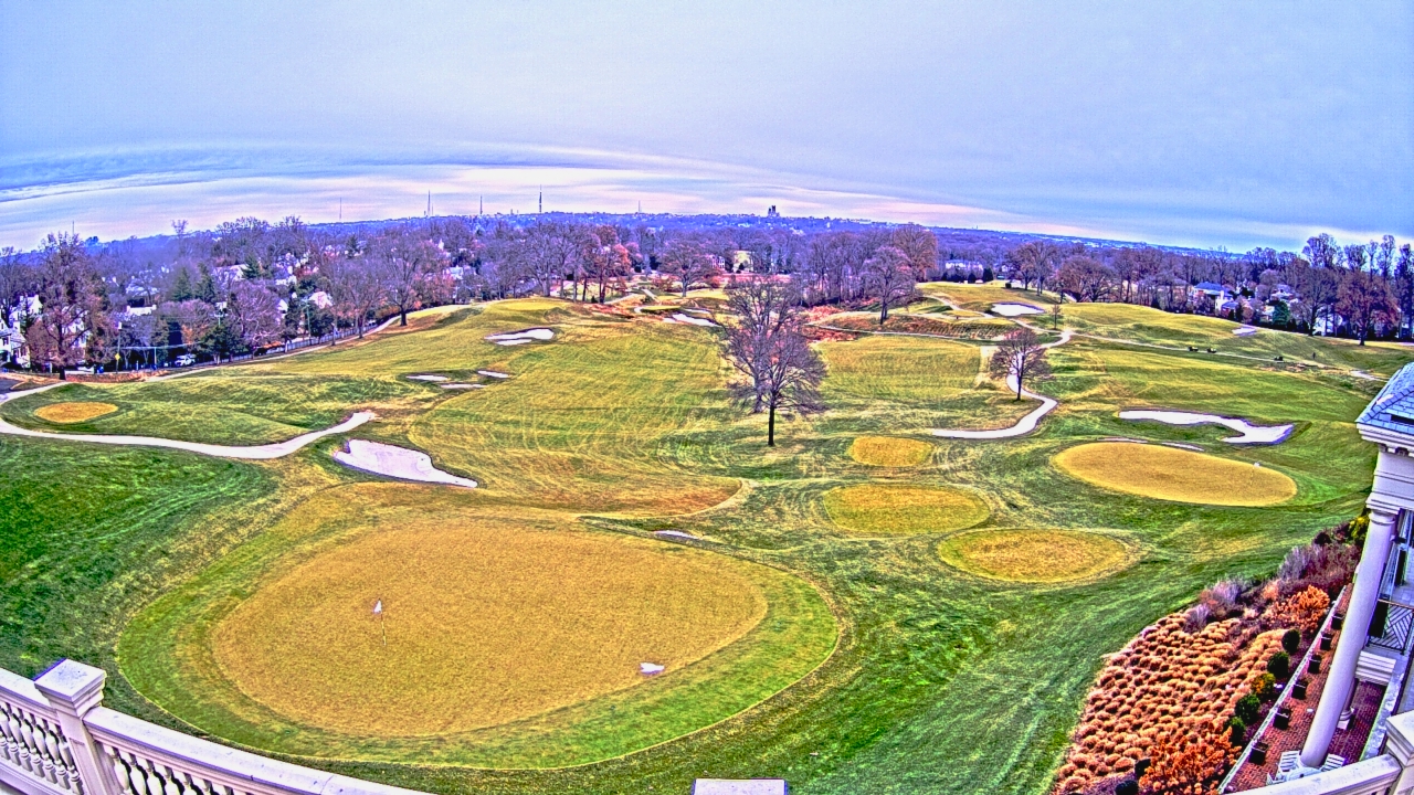 Thumbnail for current weather camera view from Washington Golf and Country Club in Arlington, Virginia