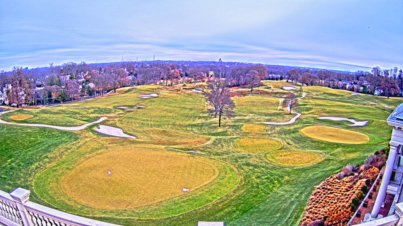 Thumbnail for current weather camera view from Washington Golf and Country Club in Arlington, Virginia