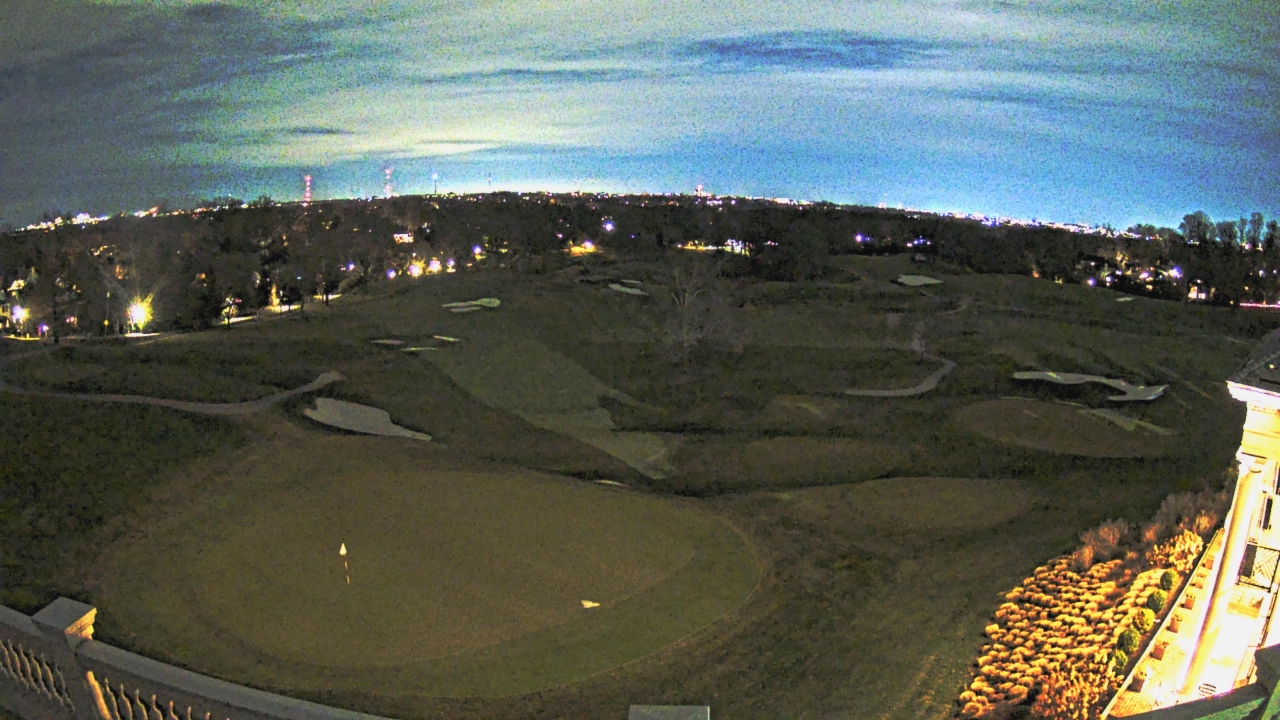 Thumbnail for current weather camera view from Washington Golf and Country Club in Arlington, Virginia