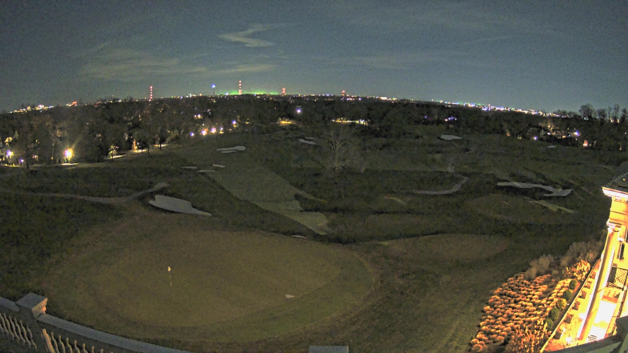 Thumbnail for current weather camera view from Washington Golf and Country Club in Arlington, Virginia