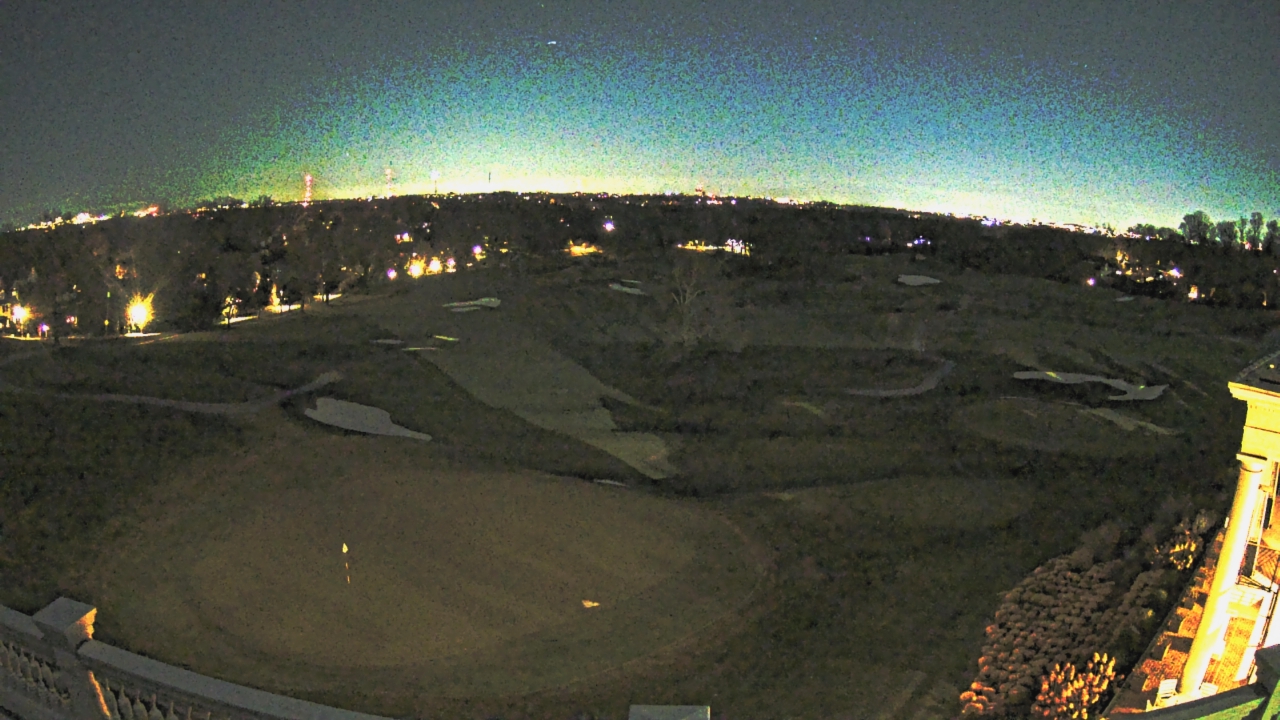 Thumbnail for current weather camera view from Washington Golf and Country Club in Arlington, Virginia