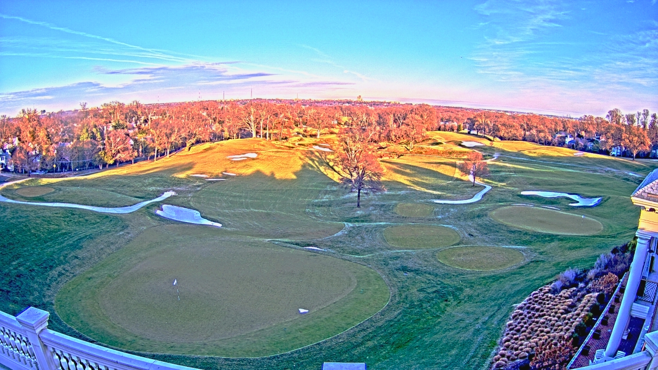 Thumbnail for current weather camera view from Washington Golf and Country Club in Arlington, Virginia