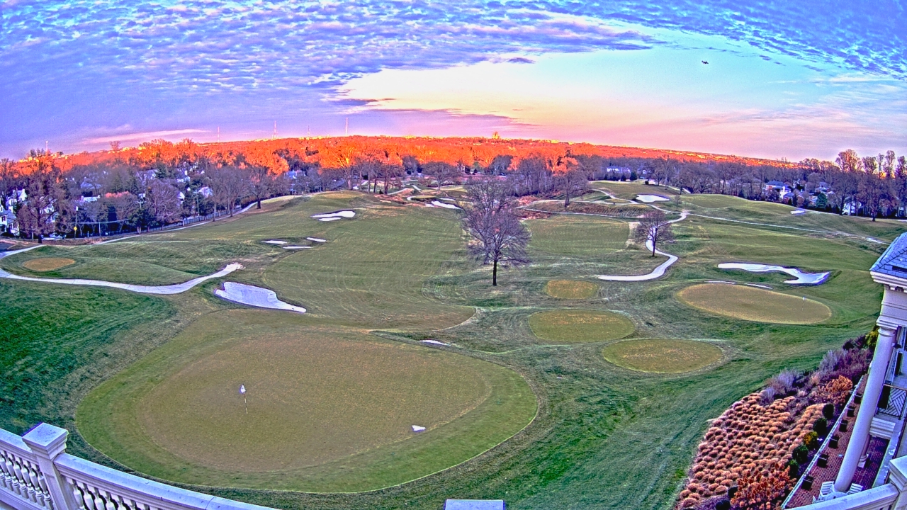 Thumbnail for current weather camera view from Washington Golf and Country Club in Arlington, Virginia